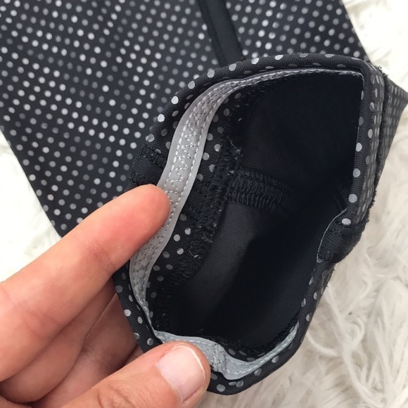 Lululemon Lights Out Pace Tight Ravish Reptile - Picture 15 of 17